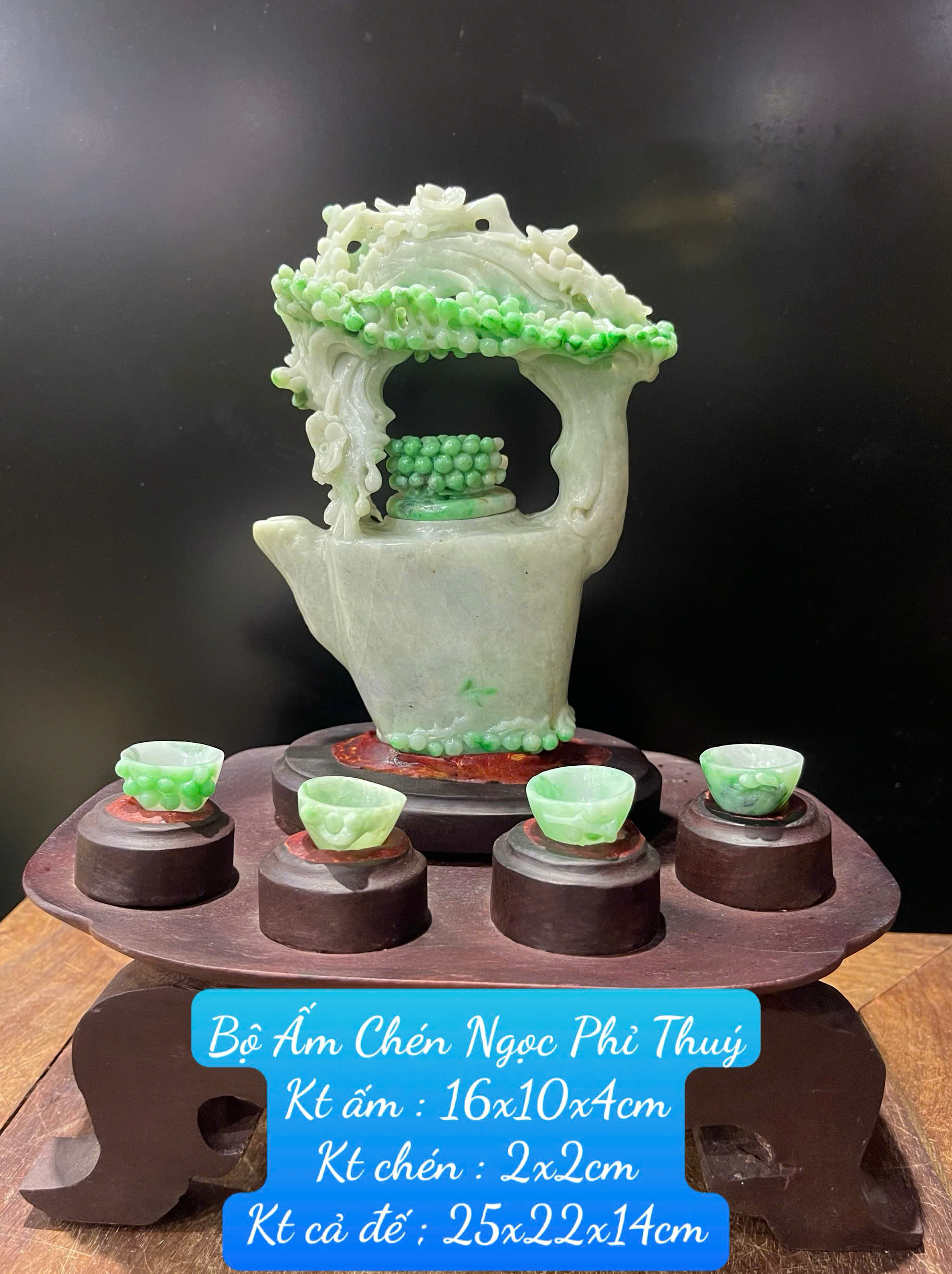 Bộ Ấm Chén Ngọc Phỉ Thúy – Tinh Hoa Trà Đạo, Đẳng Cấp Thượng Lưu