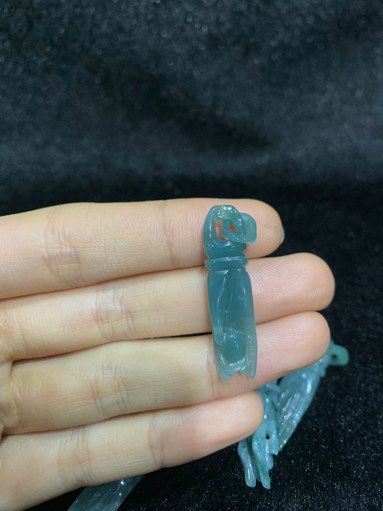 Bàn Tay Phật Ngọc Cẩm Thạch Phỉ Thuý 36,05x10,2mm