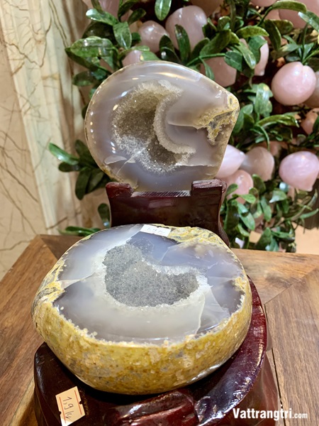 Bát tụ bảo ngọc mã não 1.9kg