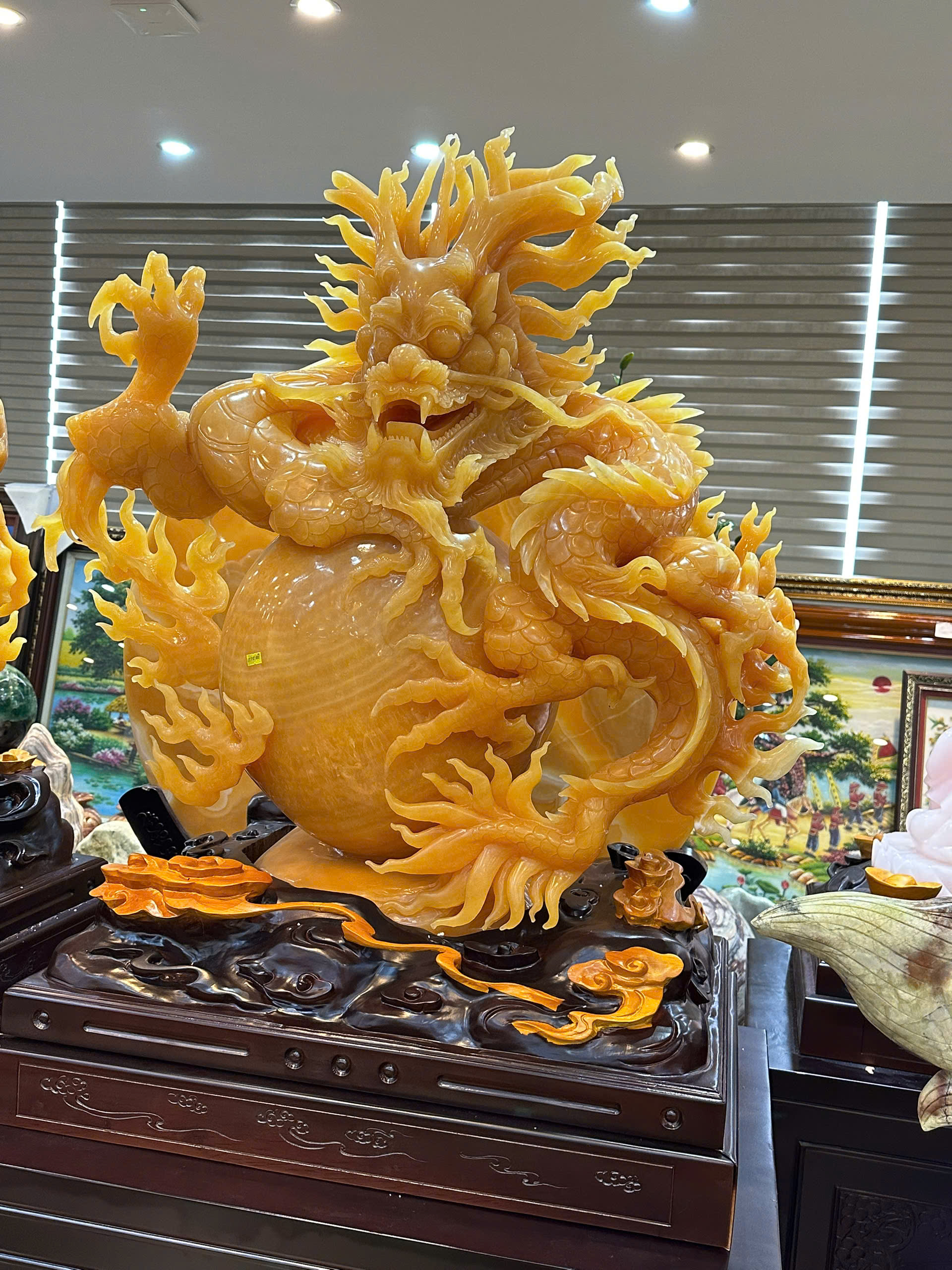 Long Vờn Ngọc Hoàng Long – Tinh hoa nghệ thuật gắn kết linh khí trời đất, khẳng định uy thế đỉnh cao
