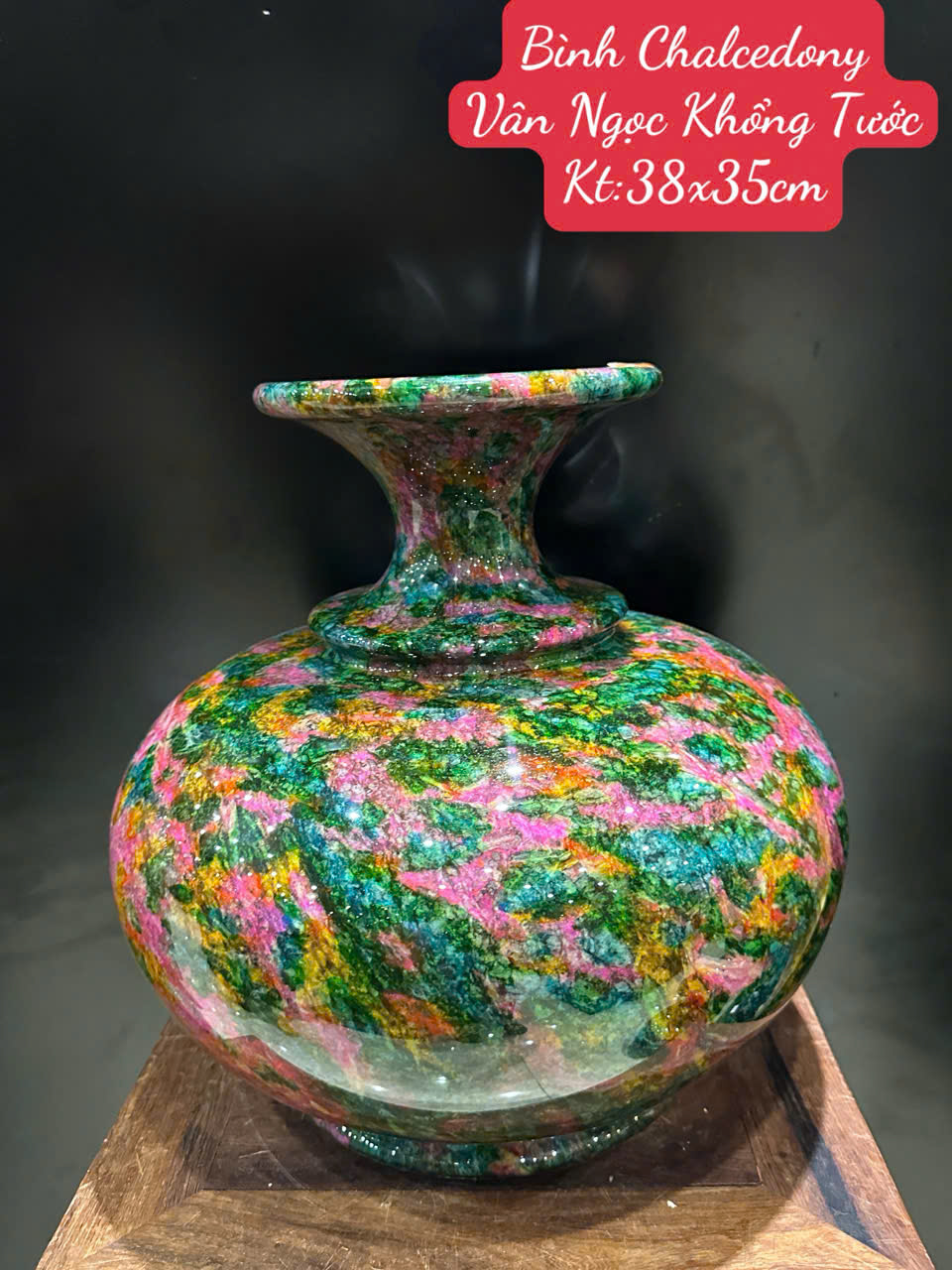 Bình Chalcedony Vân Ngọc Khổng Tước 38cm