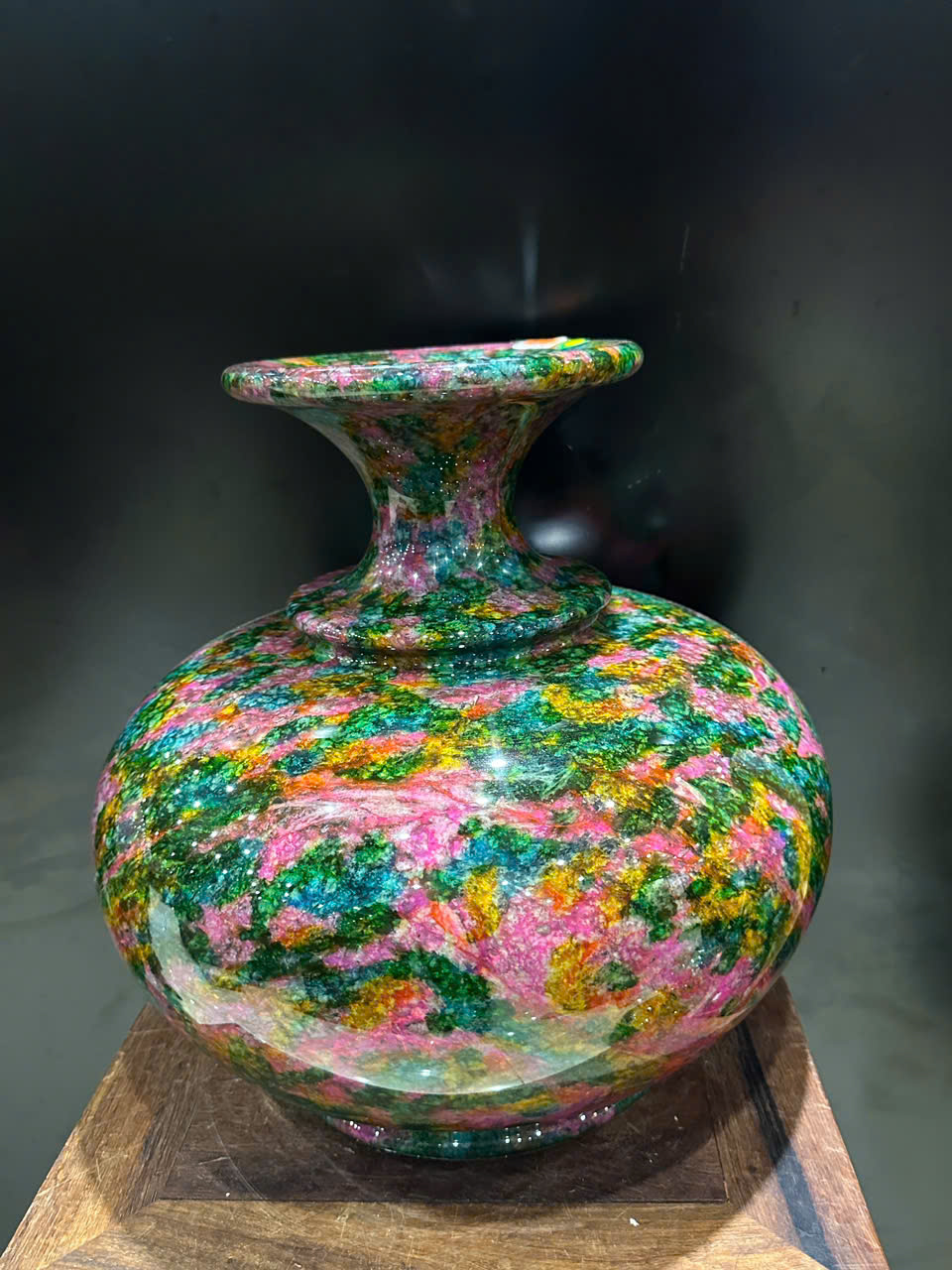 Bình Chalcedony Vân Ngọc Khổng Tước 38cm