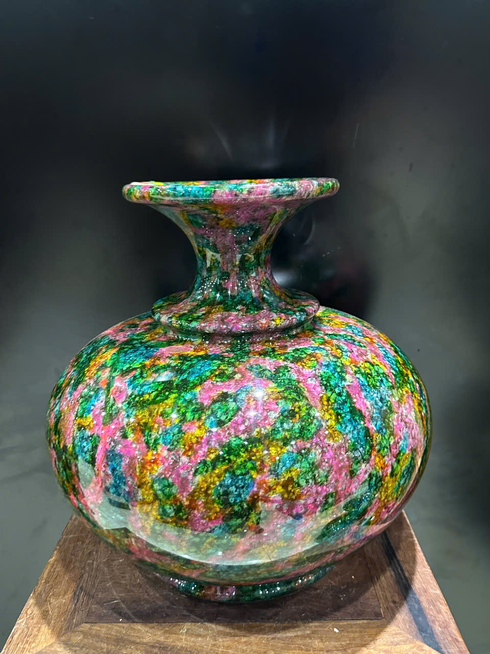 Bình Chalcedony Vân Ngọc Khổng Tước 38cm