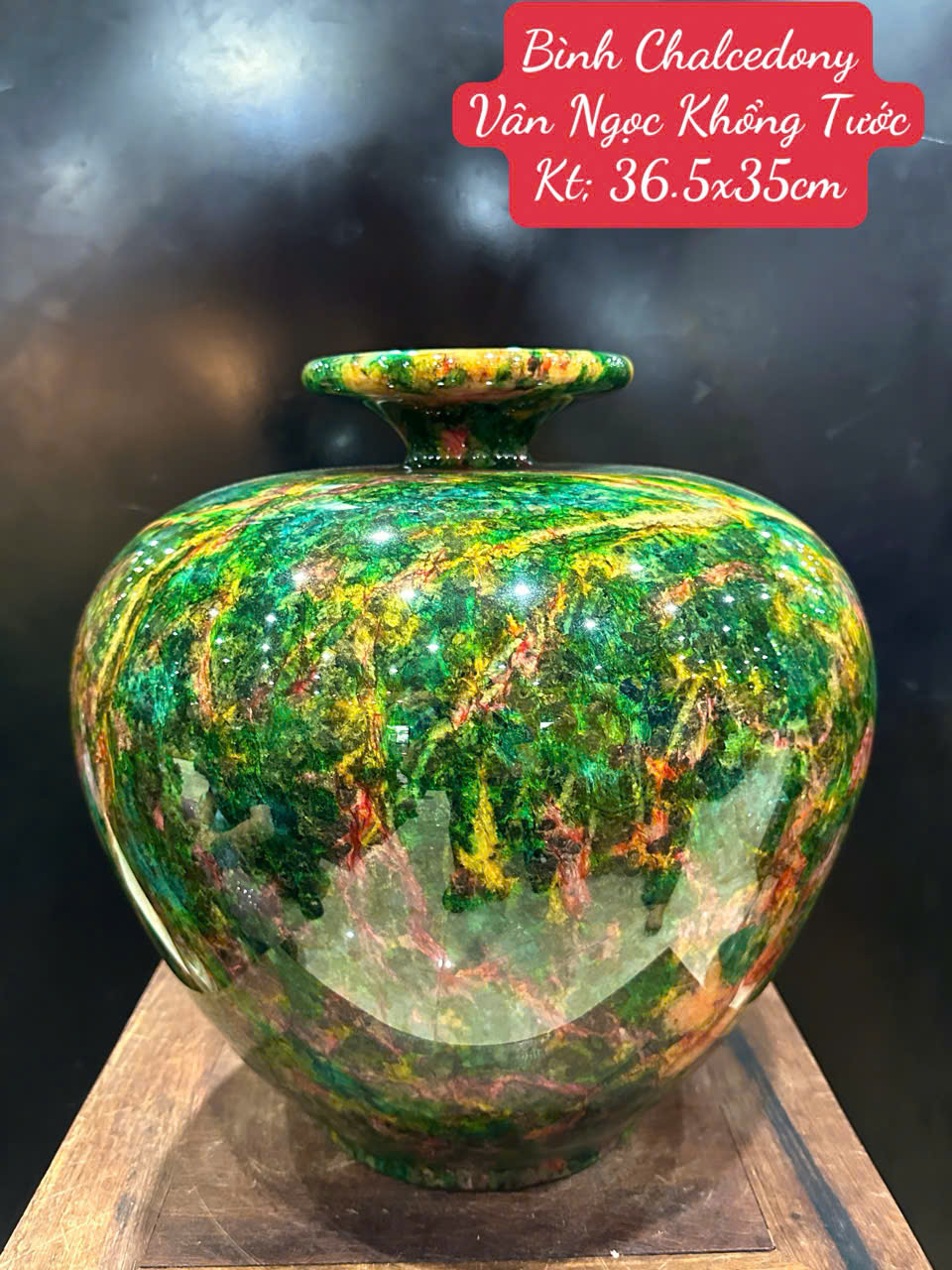 Bình Hút Lộc Chalcedony Vân Ngọc Khổng Tước 36.5cm