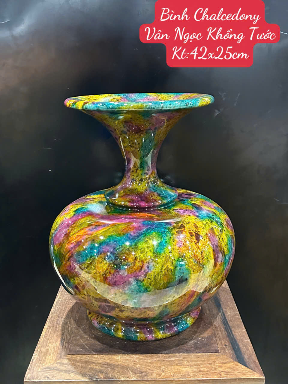Bình Hút Lộc Chalcedony Vân Ngọc Khổng Tước 42cm