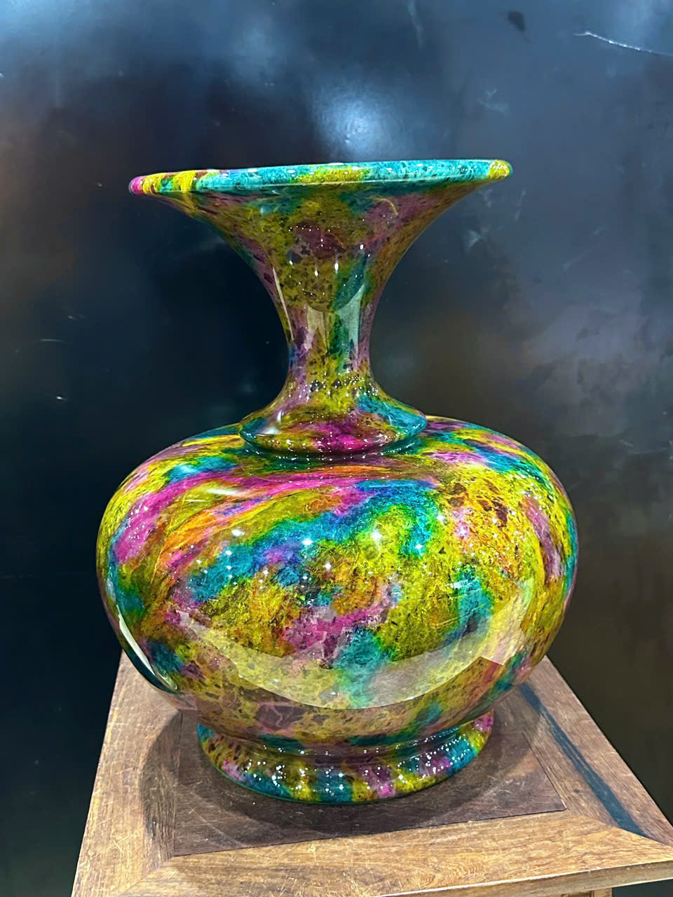 Bình Hút Lộc Chalcedony Vân Ngọc Khổng Tước 42cm