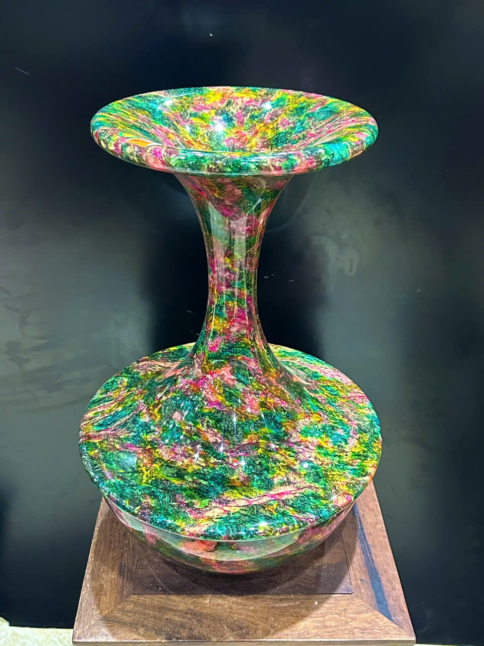 Bình Hút Lộc Cổ Cao Chalcedony Vân Ngọc Khổng Tước 52cm