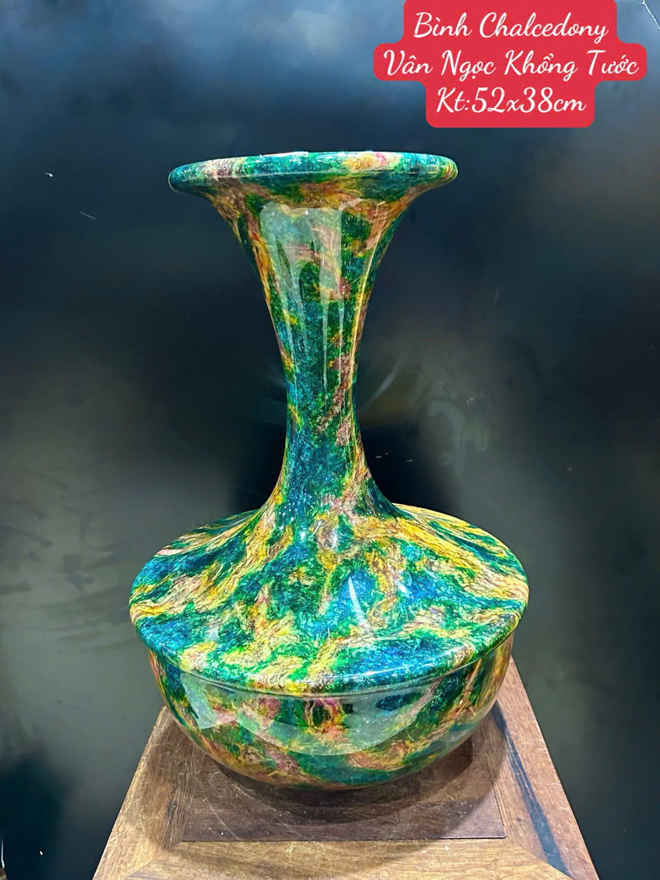 Bình Hút Lộc Cổ Cao Ngọc Chalcedony Vân Khổng Tước 52cm