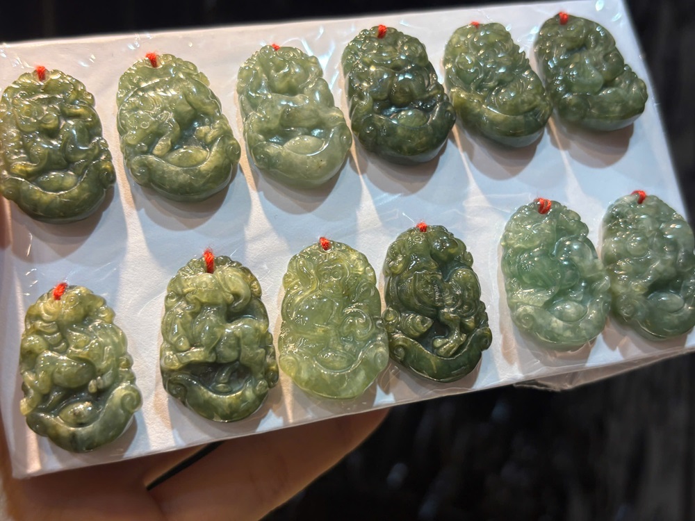 Bộ 12 Con Giáp Ngọc Phỉ Thuý (Bán theo bộ)