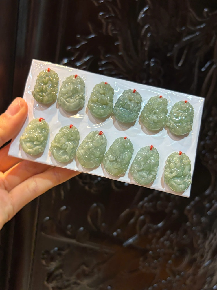 Bộ 12 Con Giáp Ngọc Phỉ Thuý (Bán theo bộ)