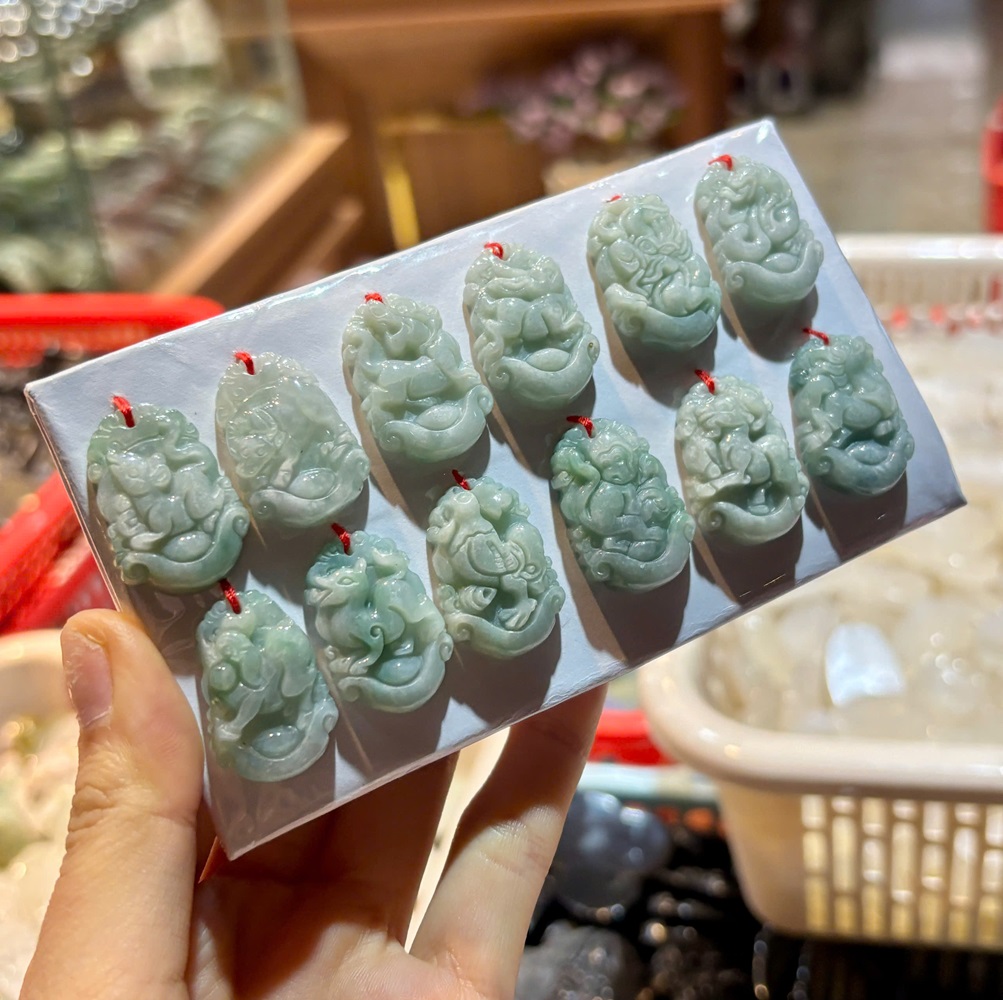 Bộ 12 Con Giáp Ngọc Phỉ Thuý (Bán theo bộ)