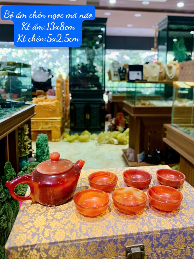 Bộ ấm chén ngọc mã não