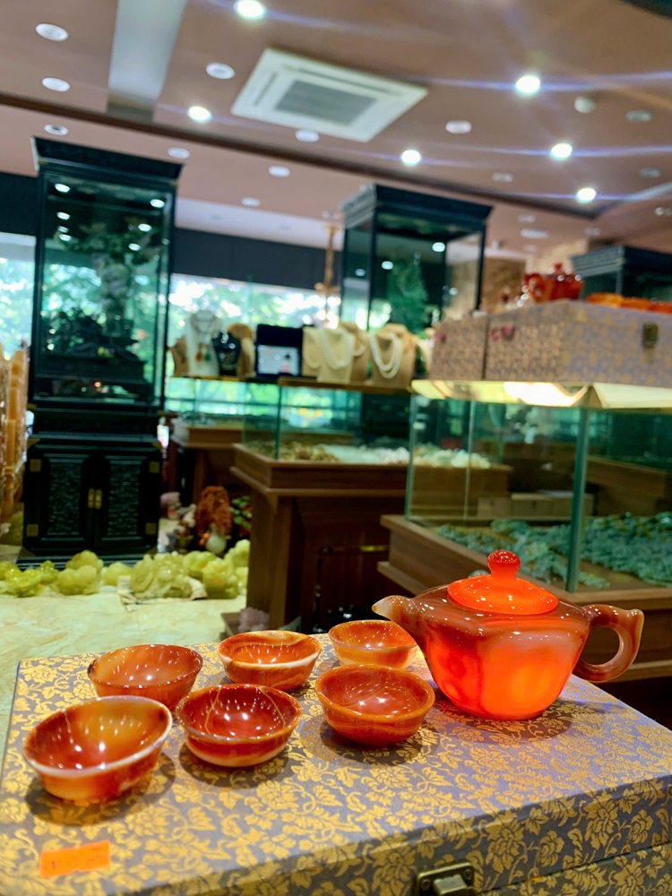 Bộ ấm chén ngọc mã não