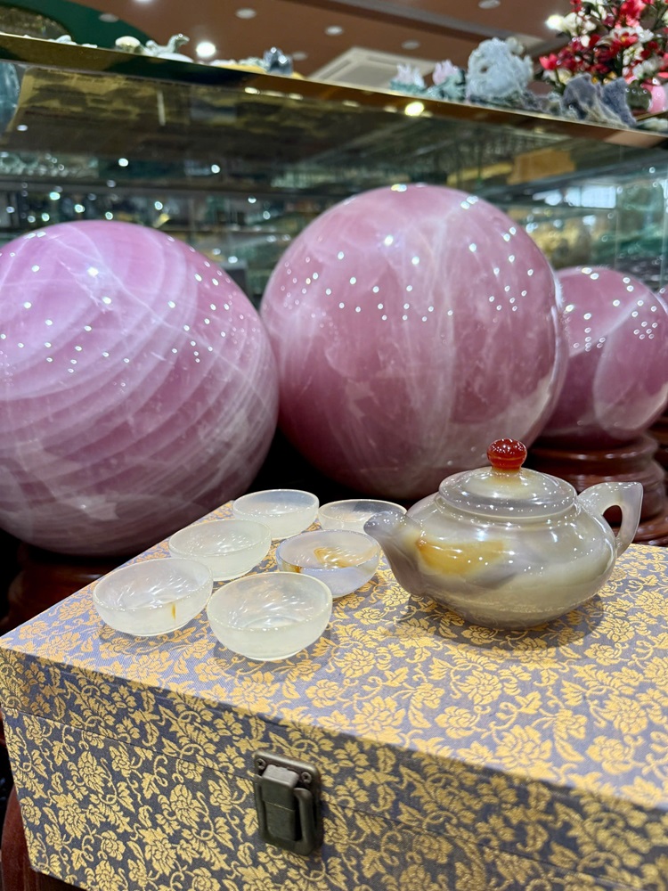 Bộ Ấm Chén Ngọc Mã Não Khoai Môn