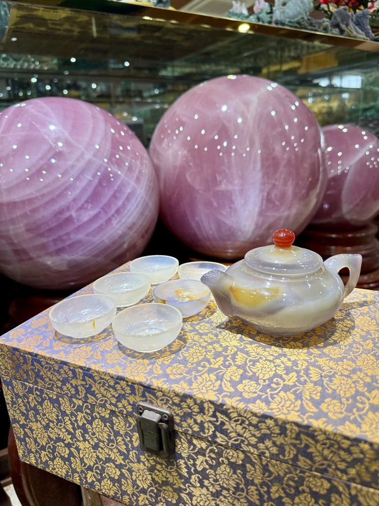 Bộ Ấm Chén Ngọc Mã Não Khoai Môn