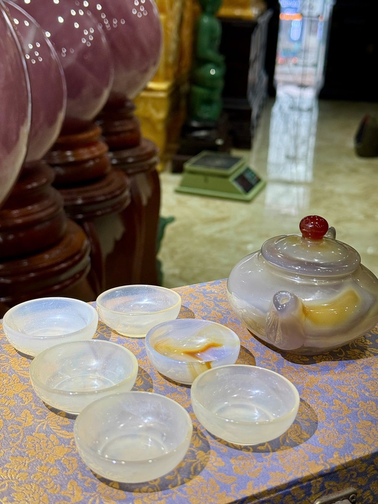 Bộ Ấm Chén Ngọc Mã Não Khoai Môn