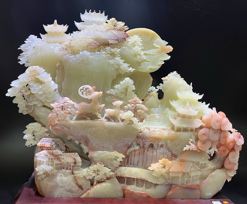 Bồng Lai Tiên Cảnh Ngọc Onyx Trắng (Kèm giấy kiểm đinh)