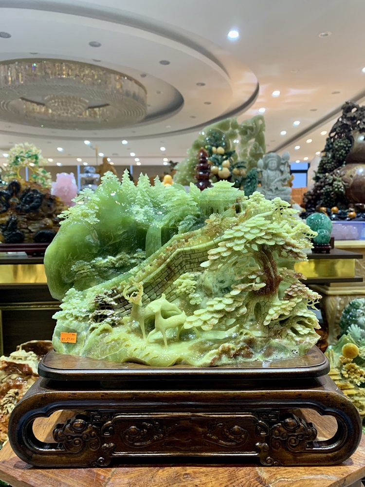 Bồng Lai Tiên Cảnh Ngọc Sepentine (Kèm giấy kiểm định)