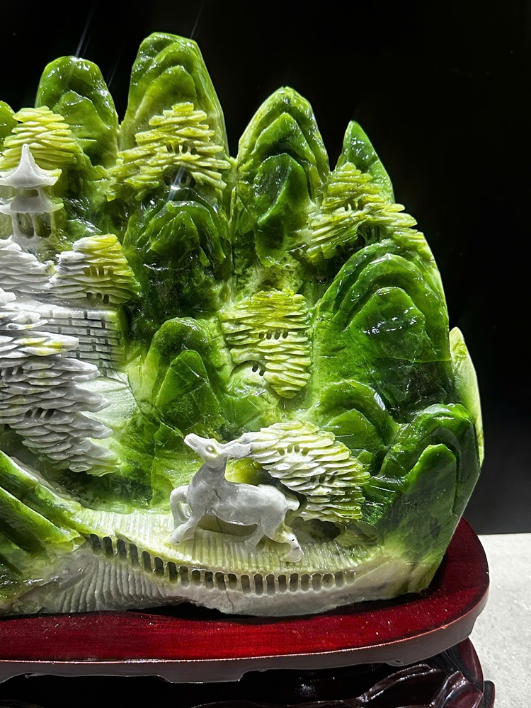 Bồng lai tiên cảnh ngọc serpentine 40x31cm  