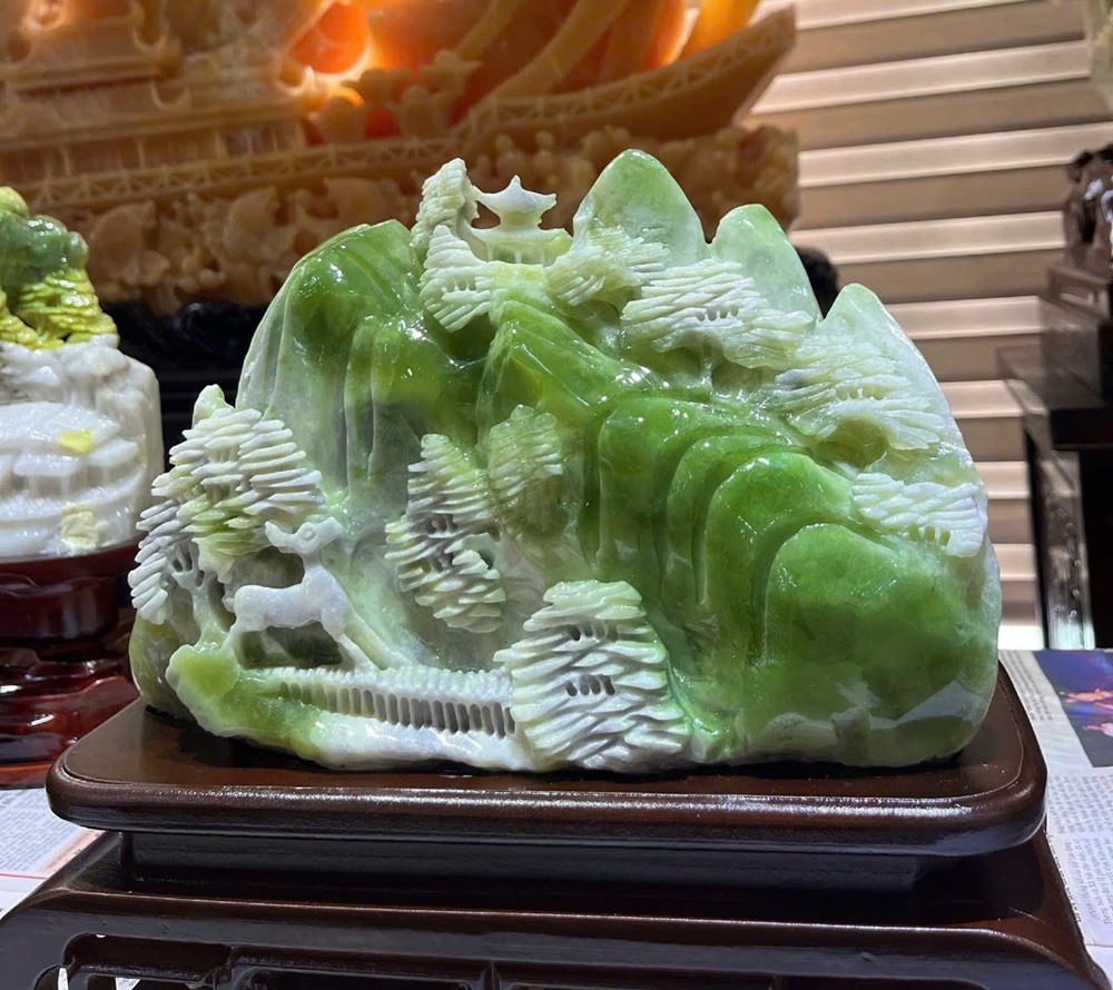 Bồng Lai Tiên Cảnh Ngọc Serpentine 30x21cm