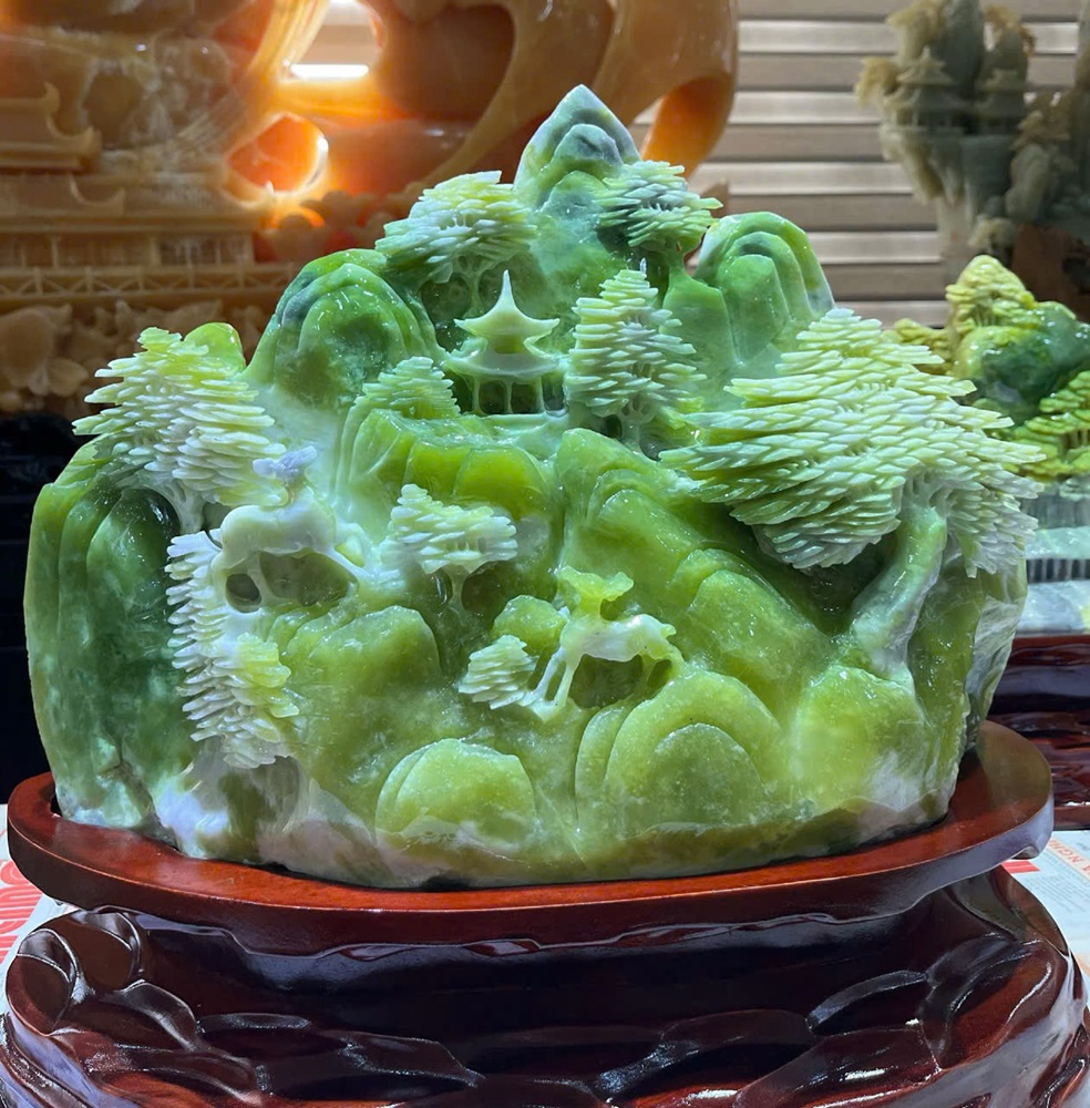 Bồng Lai Tiên Cảnh Ngọc Serpentine 48x33cm