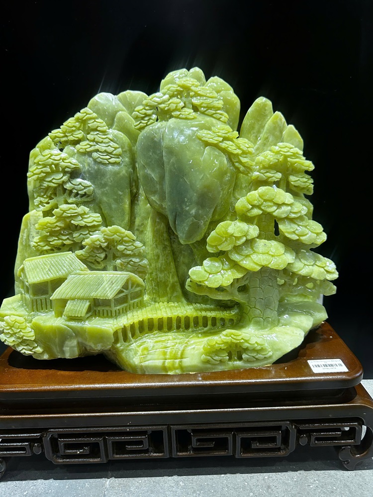 Bồng Lai Tiên Cảnh Ngọc Serpentine 40x33cm 