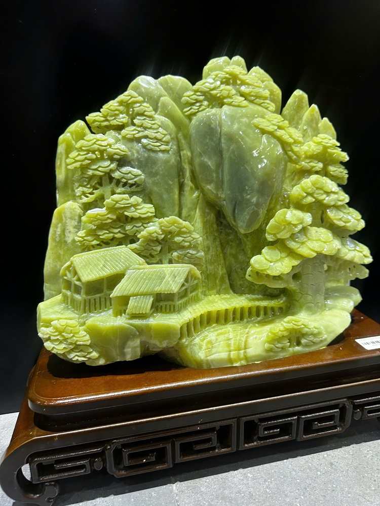 Bồng Lai Tiên Cảnh Ngọc Serpentine 40x33cm 