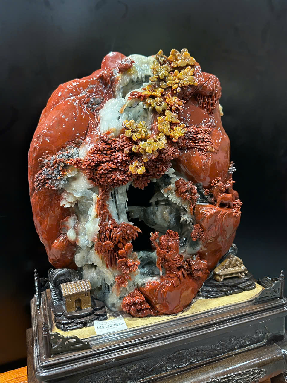 Bồng Lai Tiên Cảnh Ngọc Thọ Sơn 33x28cm (Kèm Giấy Kiểm Định)