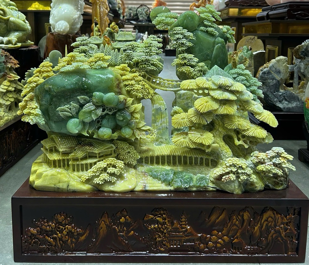 Bồng Lai Tiên Cảnh Ngọc Tụ Nham 64x58x25cm