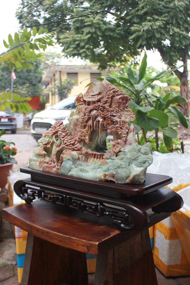 Bồng Lai Tiên Cảnh Ngọc Tụ Nham 55 x 40