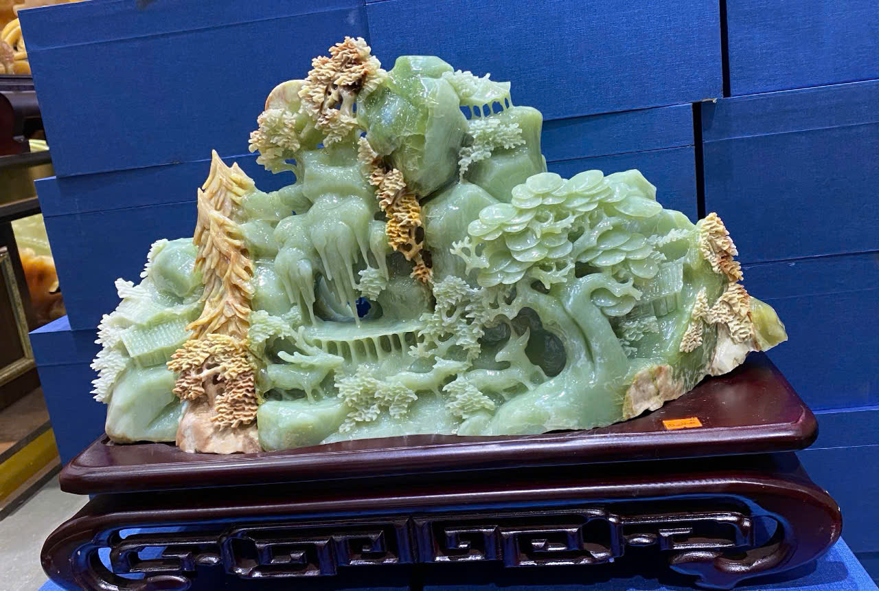 Bồng Lai Tiên Cảnh Ngọc Tụ Nham 48x27cm