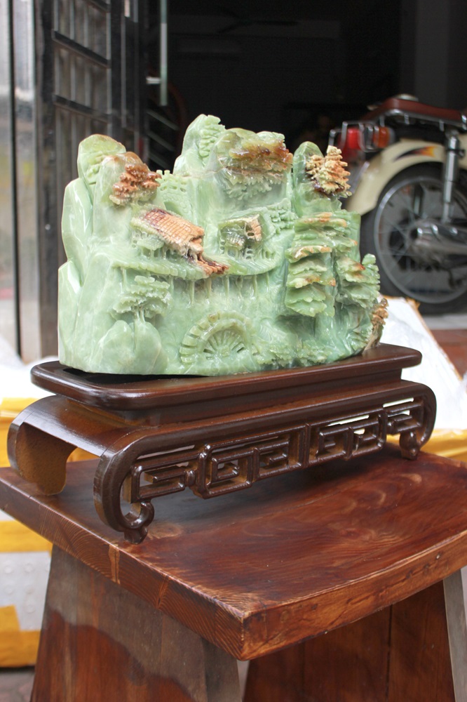 Bồng Lai Tiên Cảnh Ngọc Tụ Nham 42 x 33