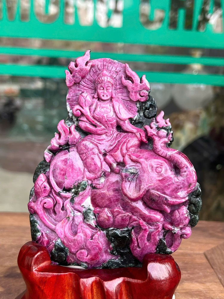 Phổ Hiền Bồ Tát Hồng Ngọc Ruby - Sưu Tầm Cao Cấp
