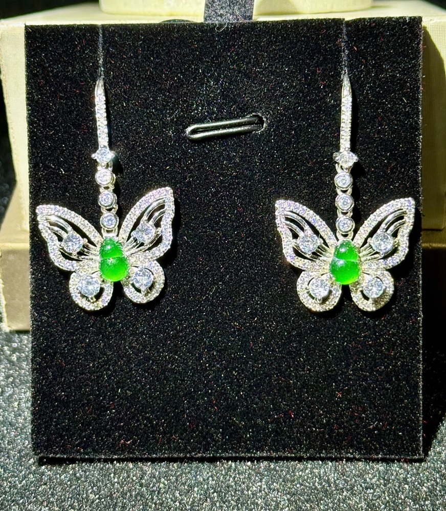 Cặp Hoa Tai Ngọc Phỉ Thuý Lục Đế Vương - Kèm Giấy Kiểm Định Type A