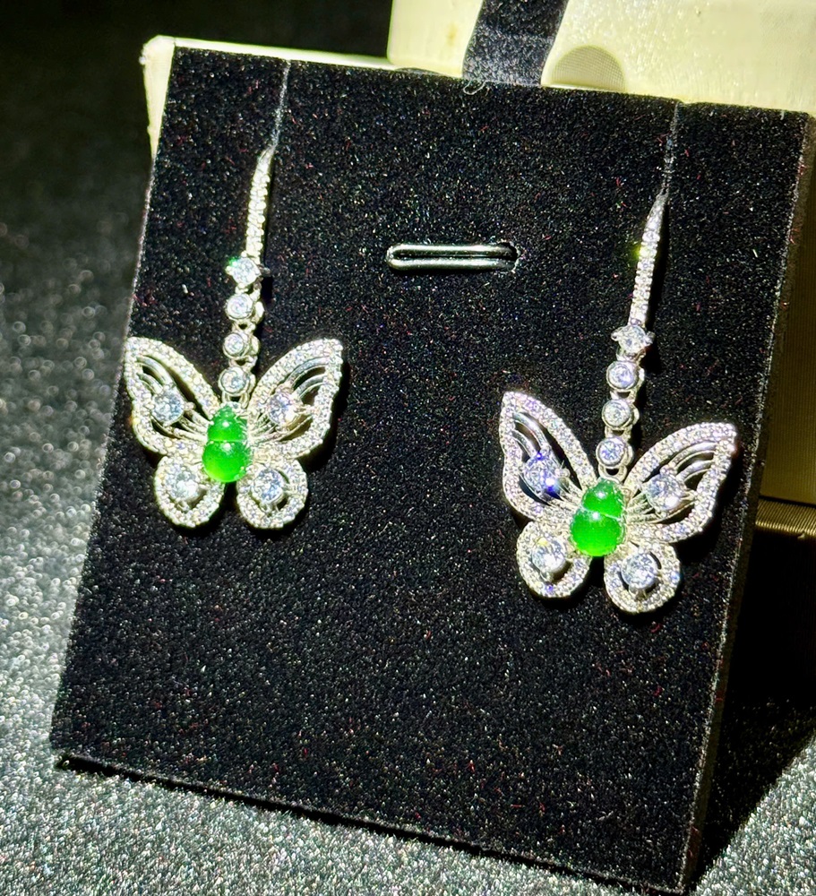 Cặp Hoa Tai Ngọc Phỉ Thuý Lục Đế Vương - Kèm Giấy Kiểm Định Type A