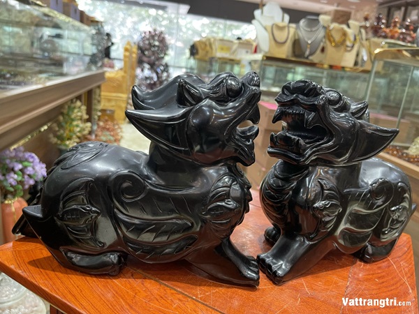 Cặp Linh vật tỳ hưu ngọc onyx đen 25cm