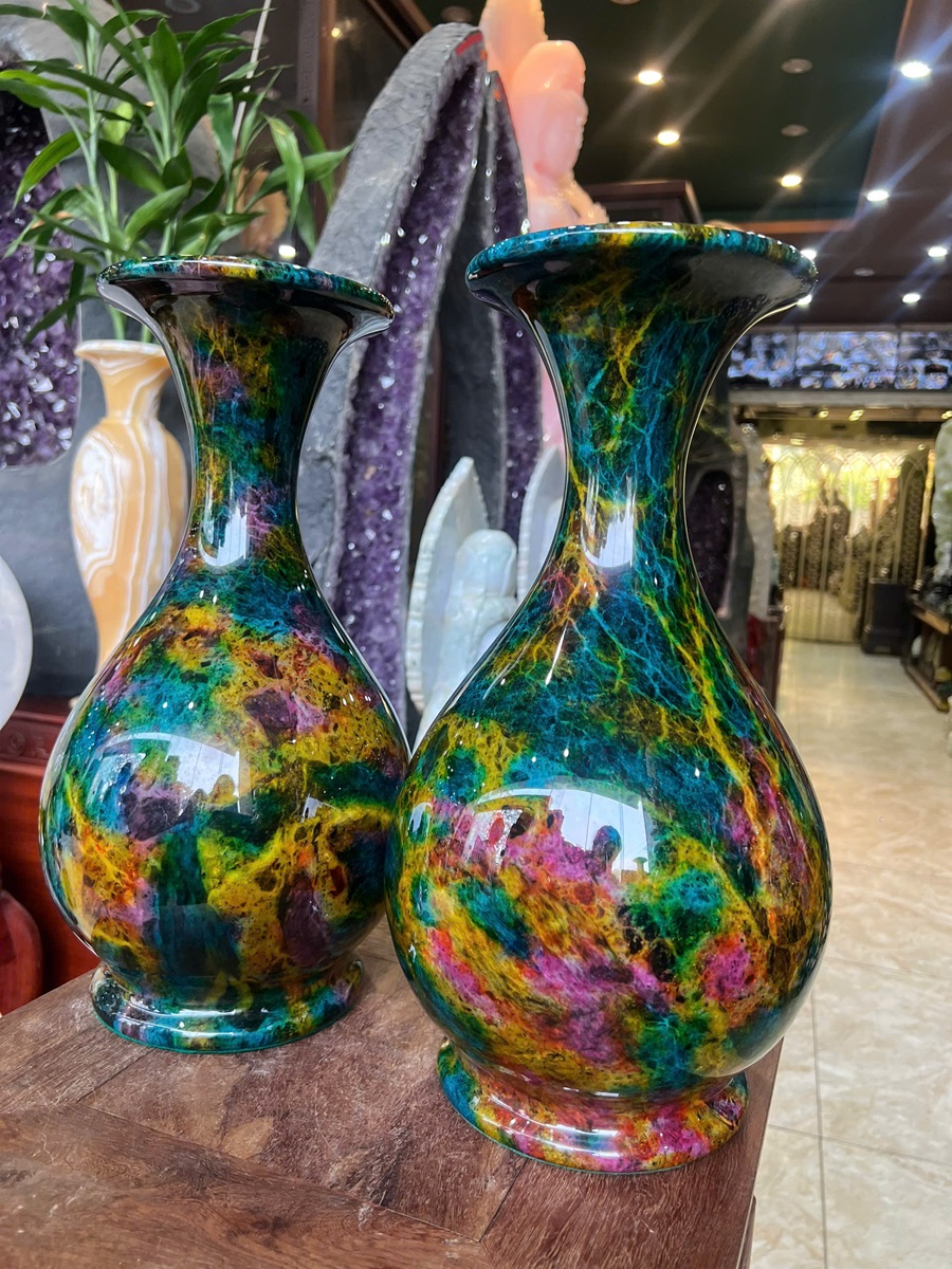 Cặp Lục Bình Chalcedony Vân Ngọc Khổng Tước 38cm