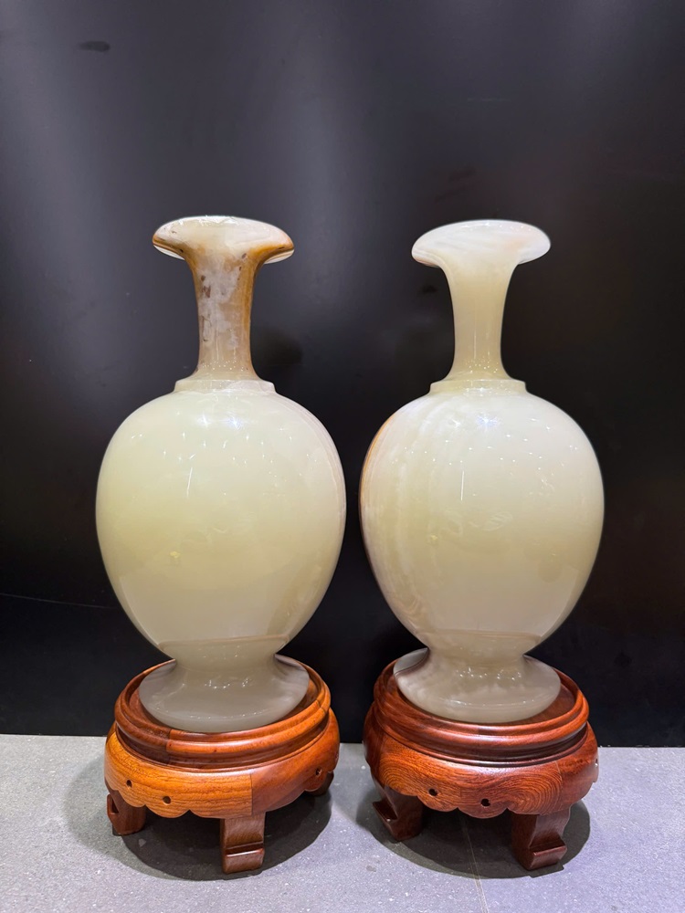 Cặp lục bình tài lộc ngọc onyx tự nhiên 35cm