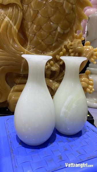 Cặp lục bình thu hút tài lộc ngọc onyx trắng 19.5cm