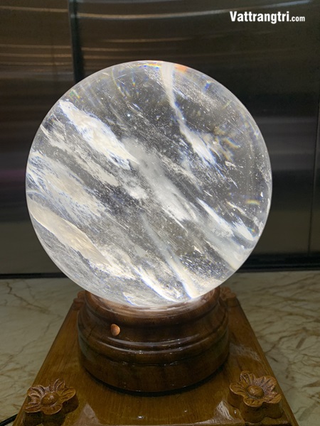 Cầu đá obisidian trắng 18cm