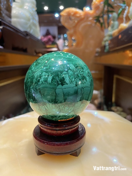 Cầu Ngọc Khổng Tước - Ngọc Lông Công 10.5cm