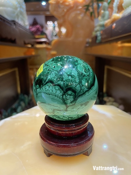 Cầu Ngọc Khổng Tước - Ngọc Lông Công 9cm