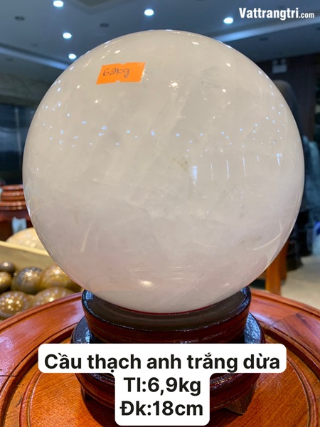 Cầu thạch anh trắng dừa 18cm