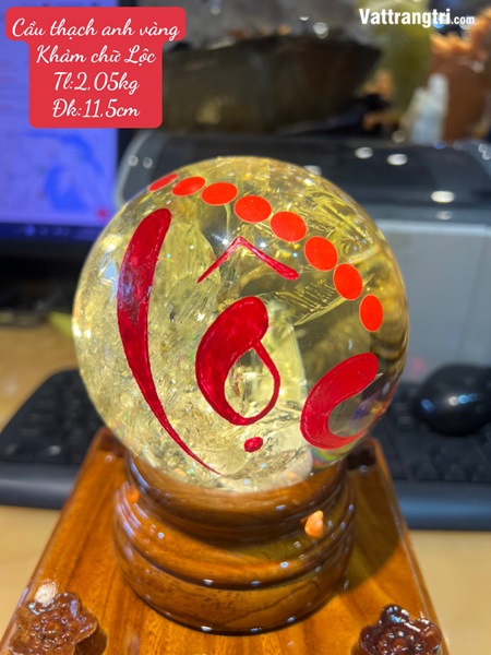 Cầu thạch anh vàng chữ Lộc 11.5cm