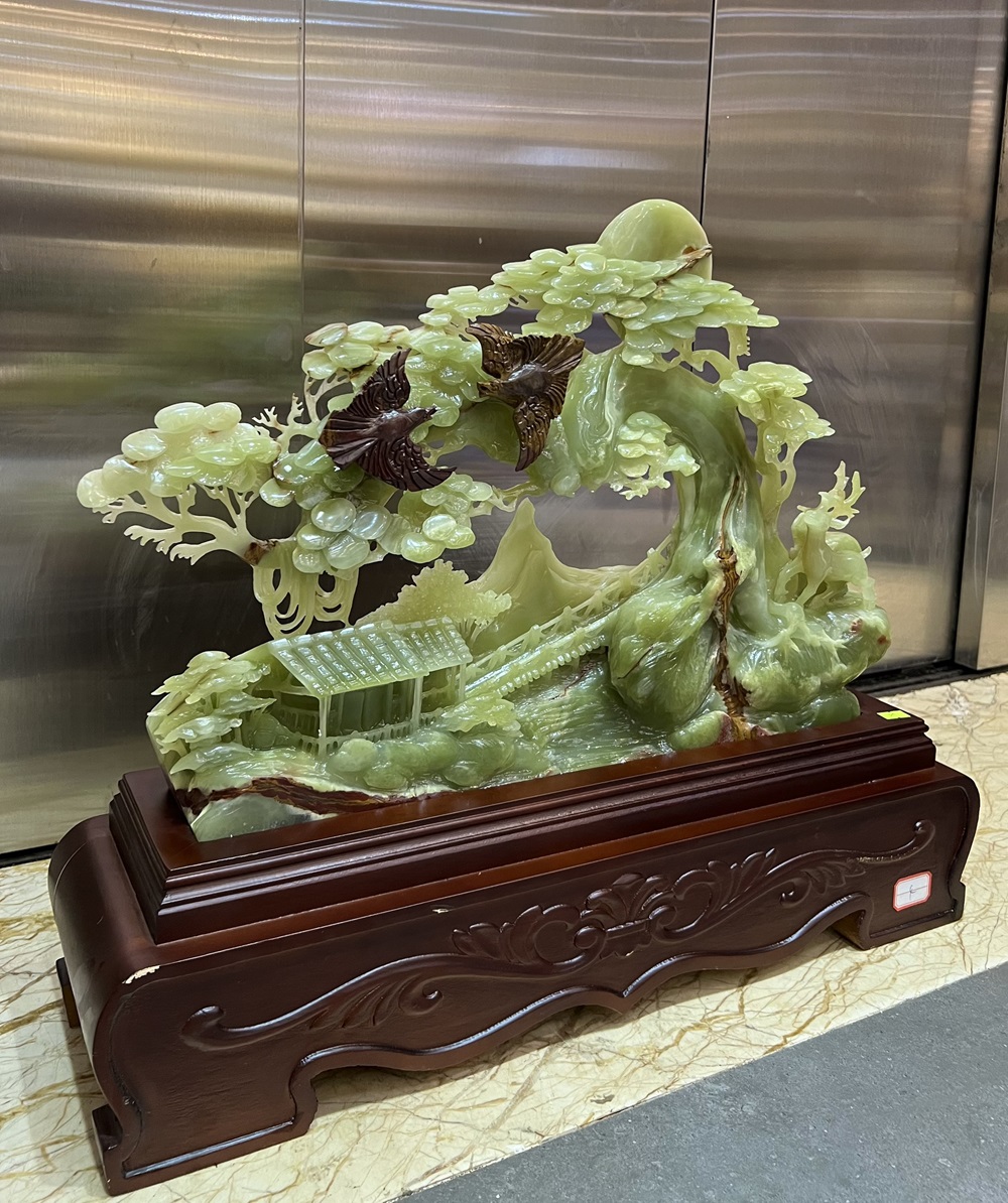 Cây Tùng Trường Thọ Ngọc Onyx Xanh 52x63cm