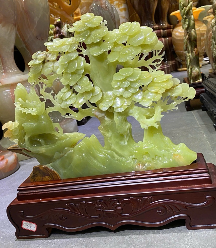 Cây tùng trường thọ ngọc onyx xanh