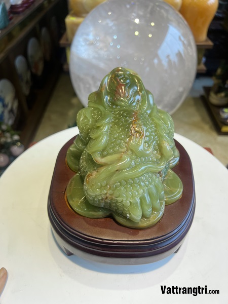 Linh vật Cụ Thiềm Thừ Ngọc Onyx Xanh 20cm