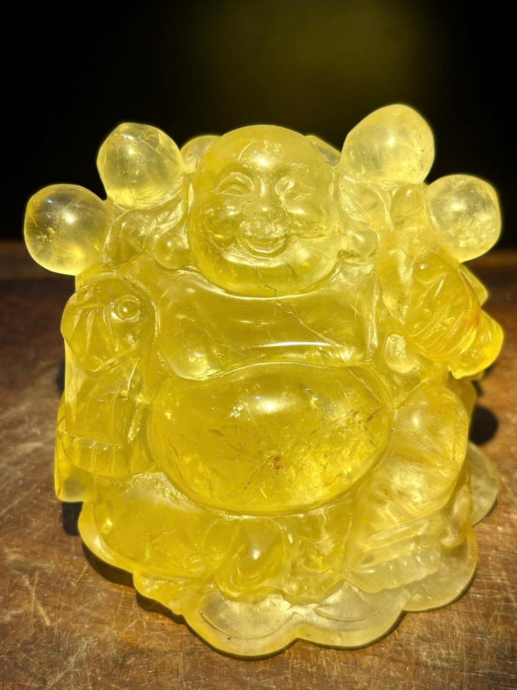 Cụ Thần Tài Di Lặc Vác Đào Tiên Thạch Anh Vàng 10cm