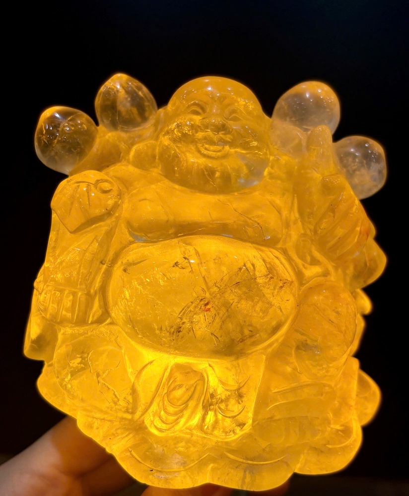 Cụ Thần Tài Di Lặc Vác Đào Tiên Thạch Anh Vàng 10cm