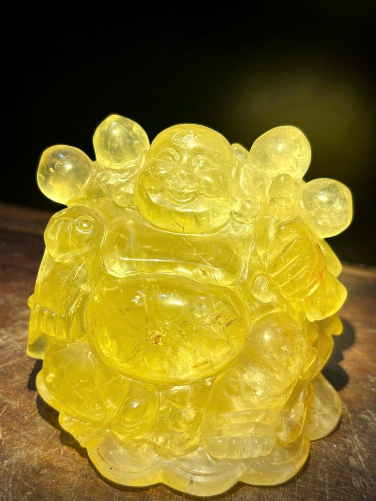 Cụ Thần Tài Di Lặc Vác Đào Tiên Thạch Anh Vàng 10cm